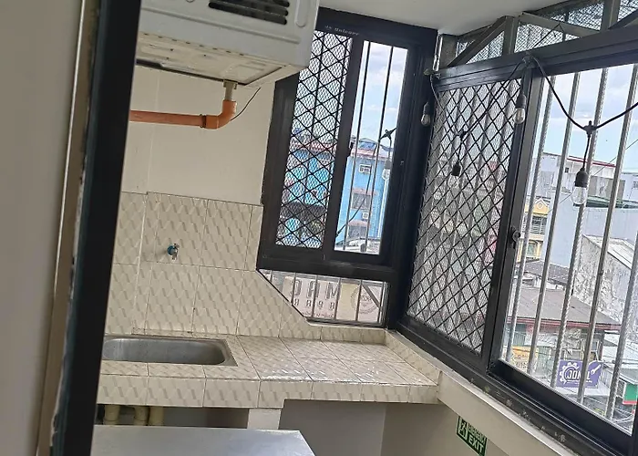 Liebeshotel Maceda Apartelle *